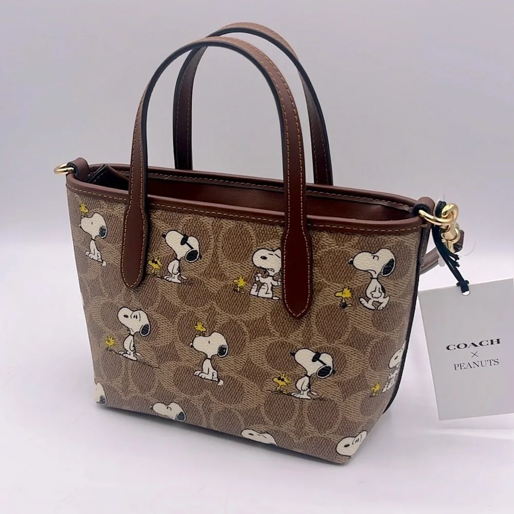Coach peanuts mini